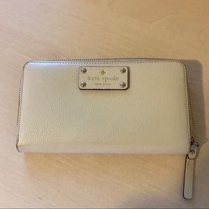 Kate Spade wallet